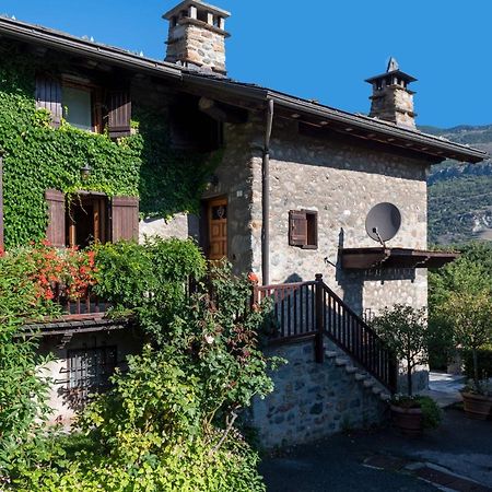 La Posta Apartment Saint Marcel Exterior foto